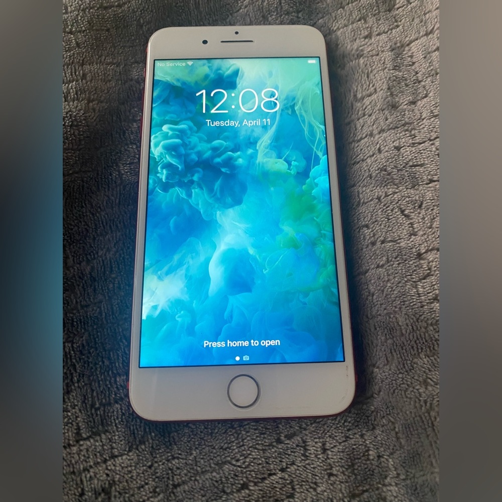 iPhone 7 Plus - (PRODUCT)Red - Unlocked perfect condition